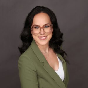 Holly Manderson
